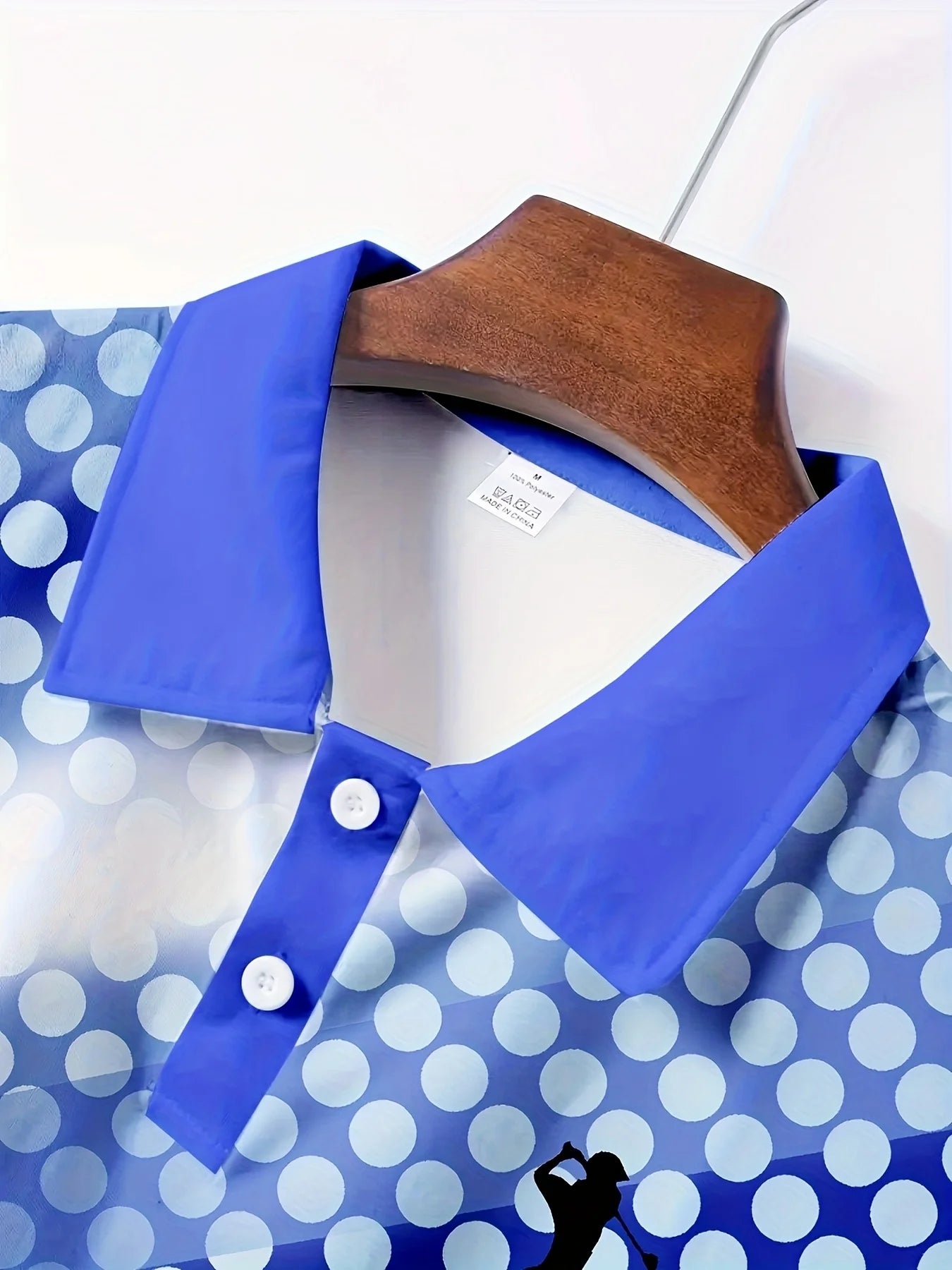 Men's Golf Polo Shirt, Featuring A Fashionable Blue and White Gradient Pattern, Suitable for Outdoor Activities